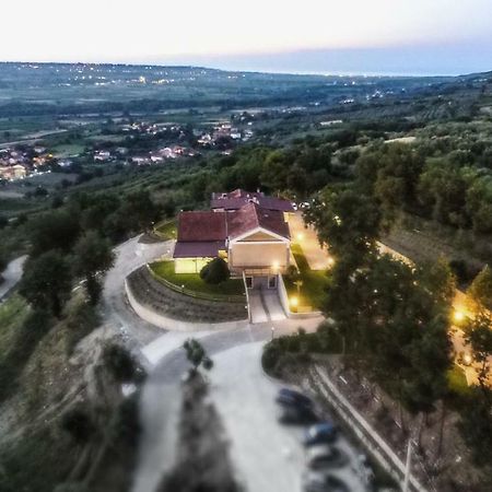 Agriturismo Tenuta Villa Catena Paglieta Bagian luar foto